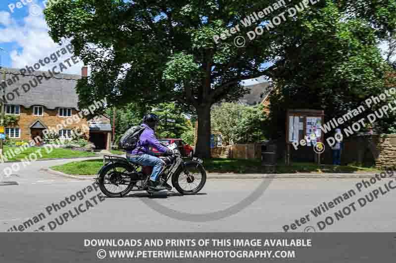 Vintage motorcycle club;eventdigitalimages;no limits trackdays;peter wileman photography;vintage motocycles;vmcc banbury run photographs